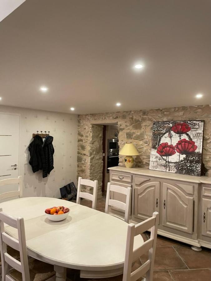 Les Meubles De Lassou Gite Lombers Exteriör bild