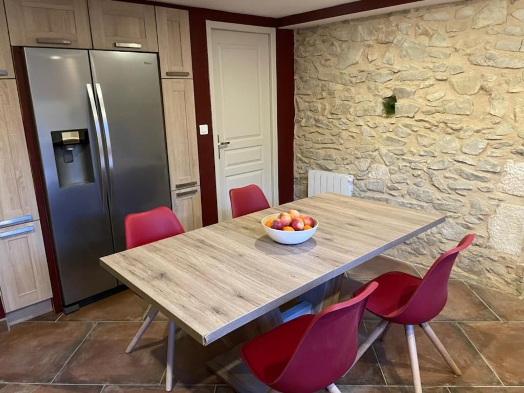 Les Meubles De Lassou Gite Lombers Exteriör bild