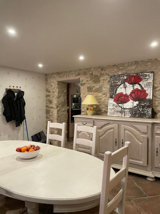 Les Meubles De Lassou Gite Lombers Exteriör bild
